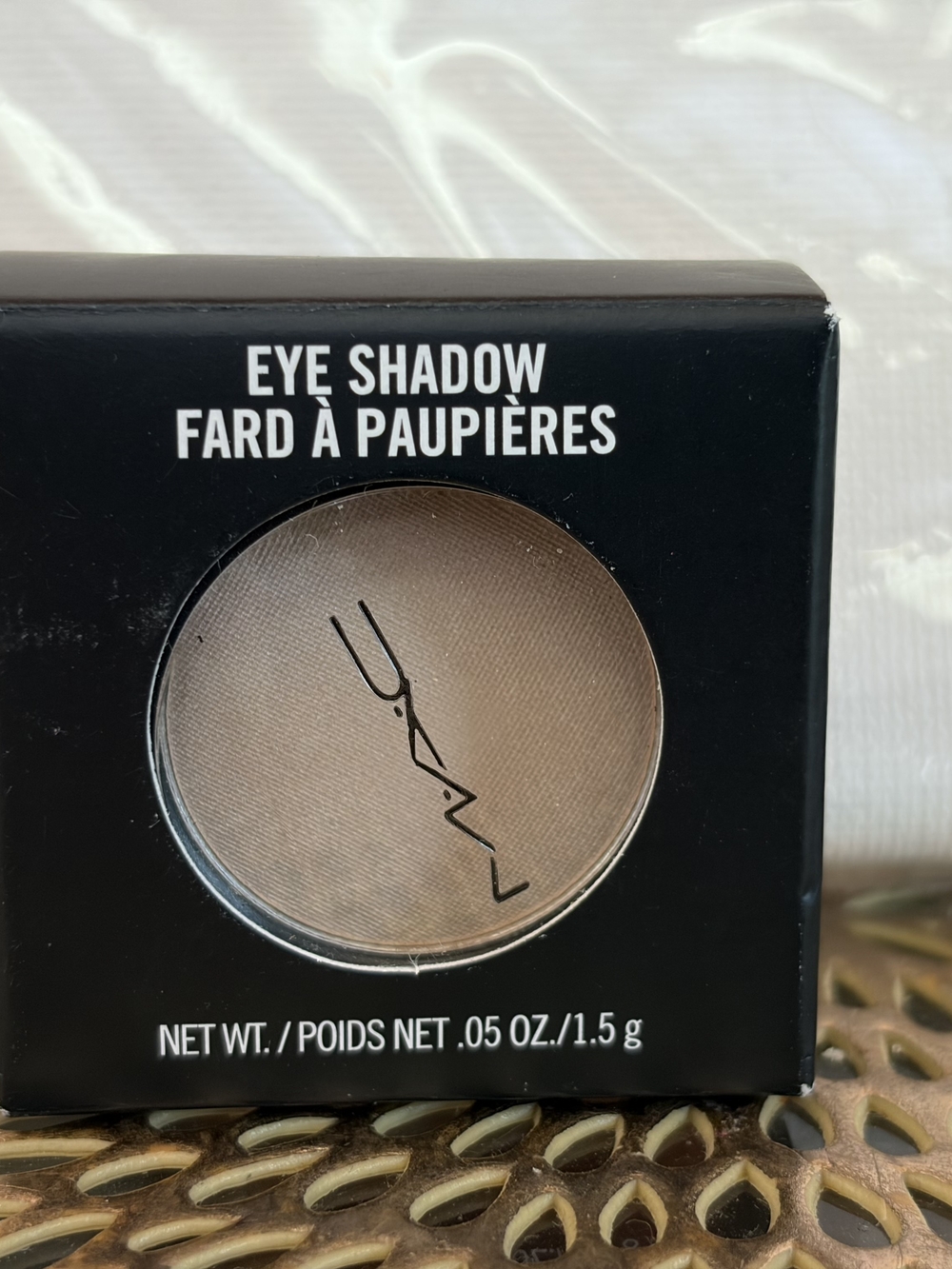 MAC Cosmetics Single Eyeshadow Shroom Satin